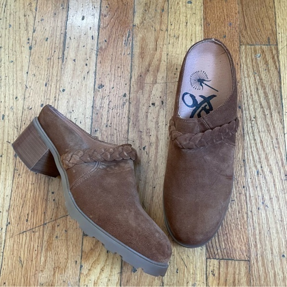 OTBT Brown Leather Block Heel Mules Size 9